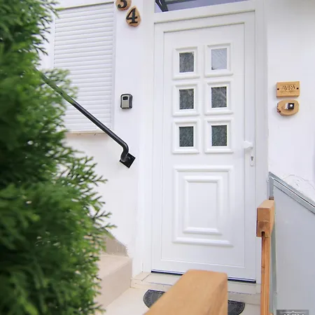 Avra Studio Kastoria Exterior photo